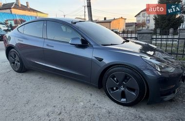 Седан Tesla Model 3 2023 в Яворові