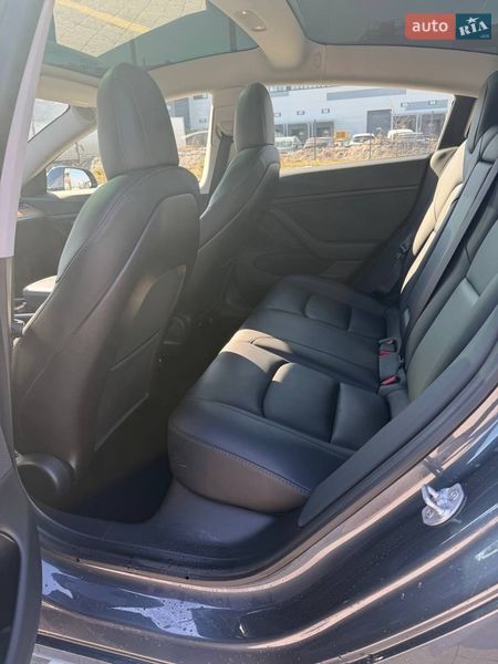 Седан Tesla Model 3 2020 в Львове фото 19 Седан Tesla Model 3 2020 в Львове