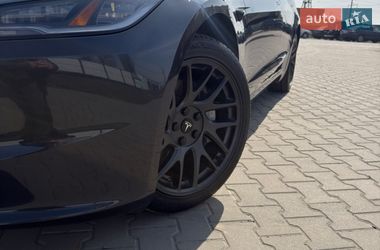 Седан Tesla Model 3 2025 в Києві