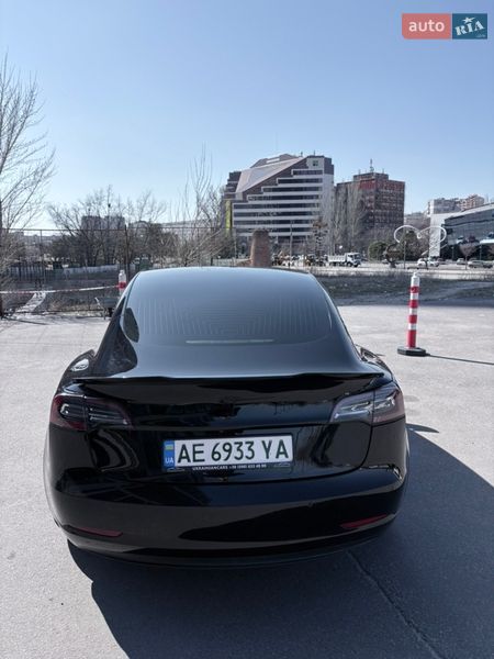 Седан Tesla Model 3 2019 в Днепре