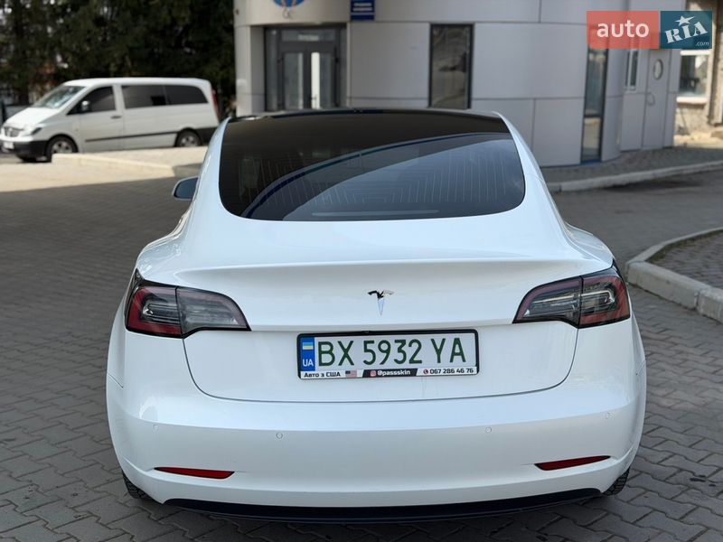 Седан Tesla Model 3 2019 в Хмельницком