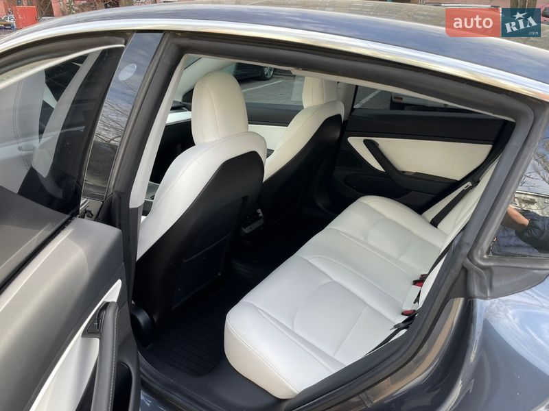 Седан Tesla Model 3 2020 в Запорожье