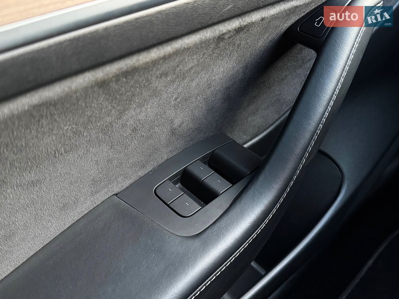 Седан Tesla Model 3 2021 в Киеве фото 15 Седан Tesla Model 3 2021 в Киеве