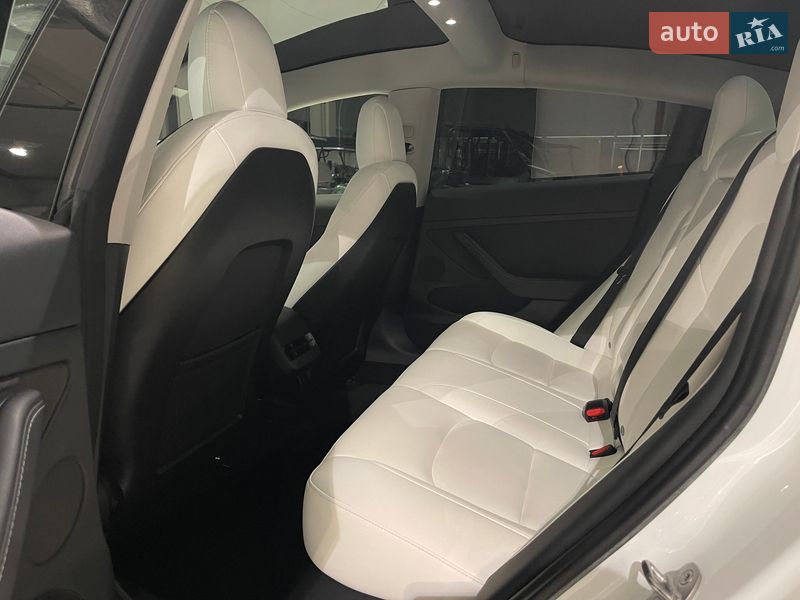 Седан Tesla Model 3 2022 в Киеве фото 19 Седан Tesla Model 3 2022 в Киеве