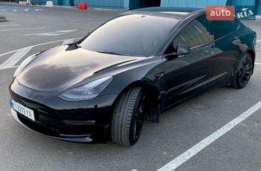 Седан Tesla Model 3 2023 в Киеве