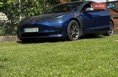 Седан Tesla Model 3 2020 в Одесі