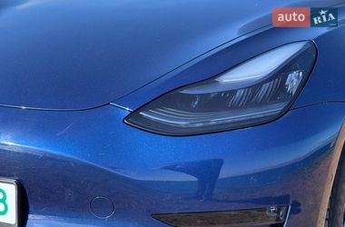 Седан Tesla Model 3 2020 в Одессе