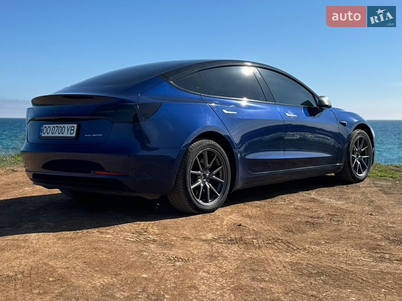 Седан Tesla Model 3 2020 в Одессе