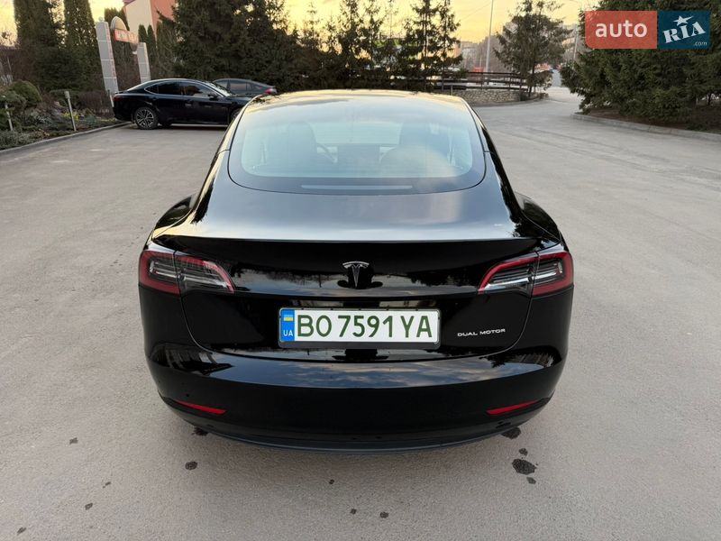 Седан Tesla Model 3 2023 в Тернополе фото 15 Седан Tesla Model 3 2023 в Тернополе