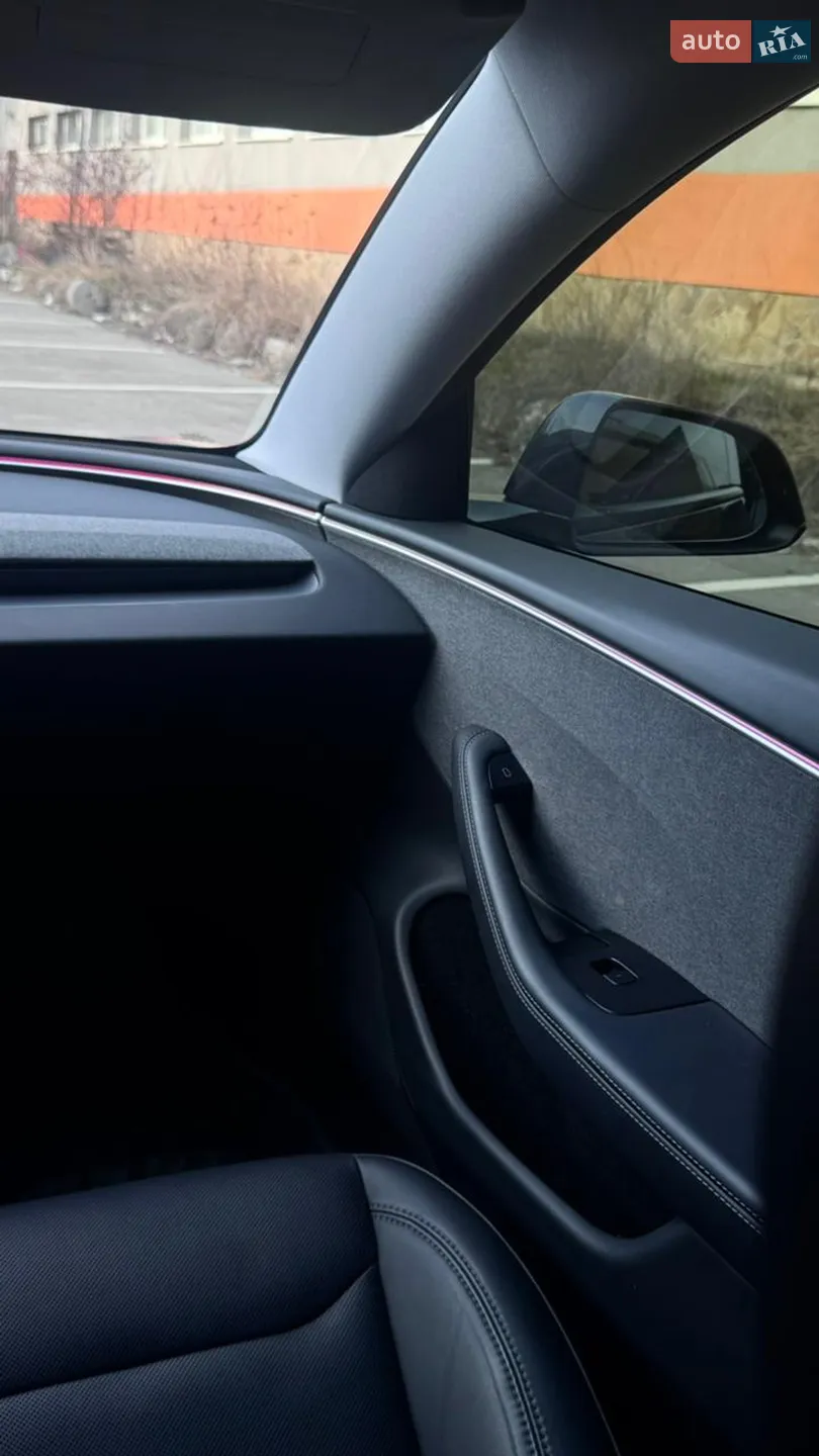 2024 Tesla Model 3 - мініатюра 8
