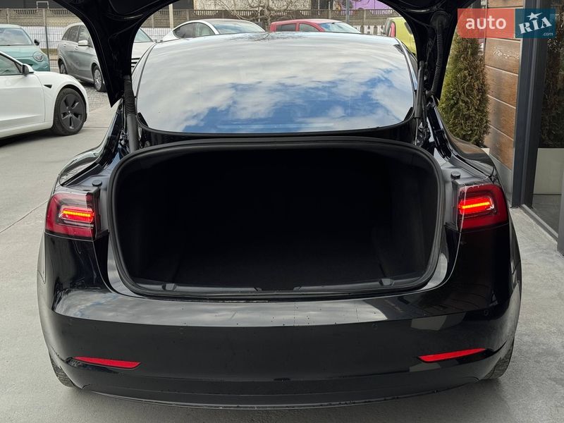 Седан Tesla Model 3 2022 в Ровно фото 17 Седан Tesla Model 3 2022 в Ровно