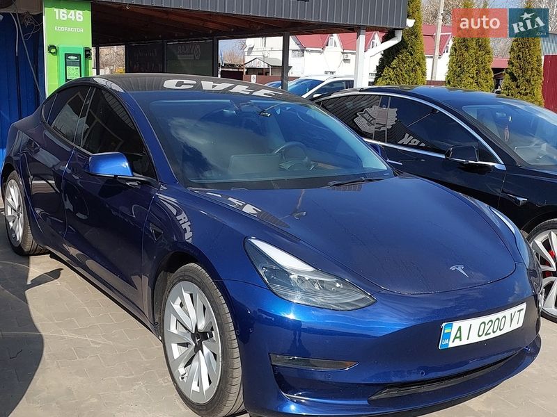 Седан Tesla Model 3 2022 в Баришівка