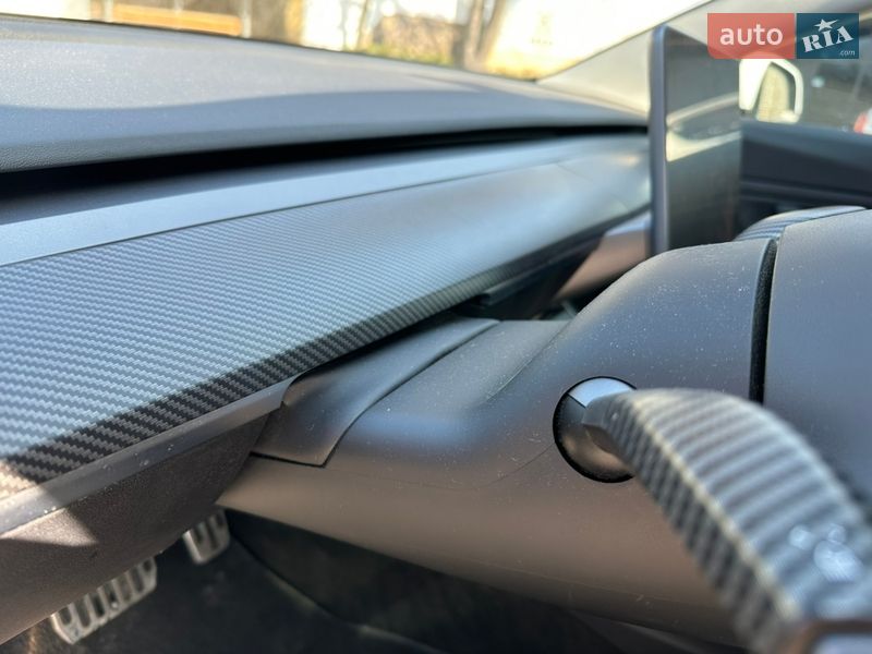 Седан Tesla Model 3 2019 в Києві