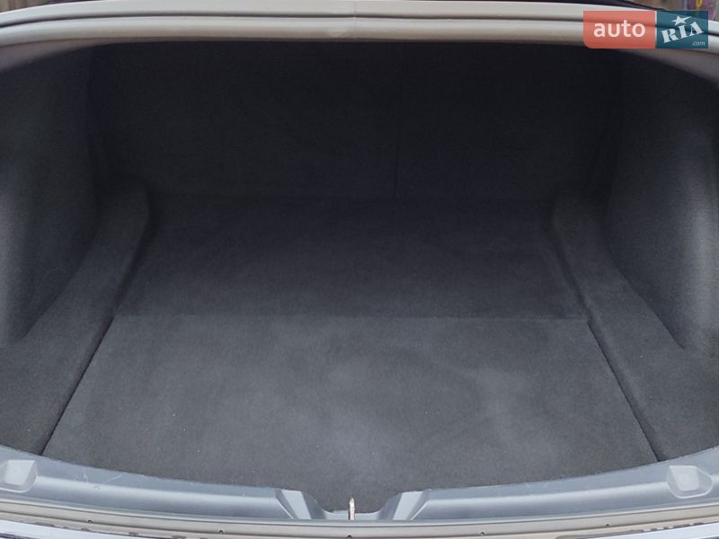 Седан Tesla Model 3 2018 в Ковеле