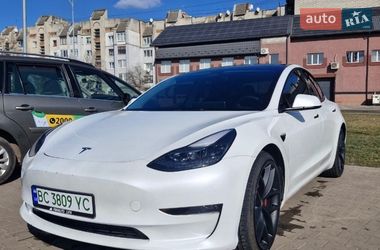 Седан Tesla Model 3 2022 в Львові