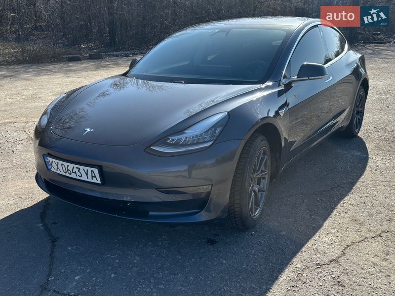 Tesla Model 3 2019 Tesla Model 3 2019