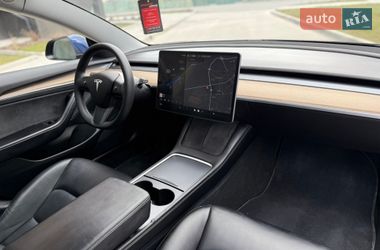 Седан Tesla Model 3 2021 в Тернополе