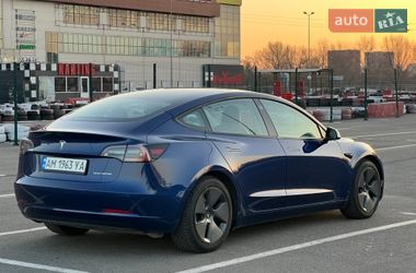 Седан Tesla Model 3 2020 в Киеве