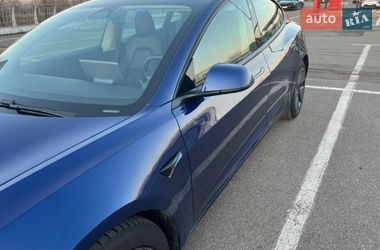 Седан Tesla Model 3 2020 в Киеве