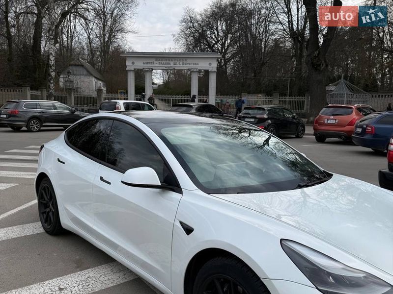 Tesla Model 3 2020 Tesla Model 3 2020