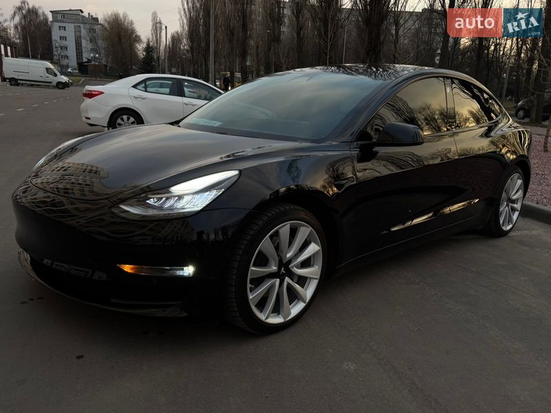 Седан Tesla Model 3 2020 в Києві фото 3 Седан Tesla Model 3 2020 в Києві