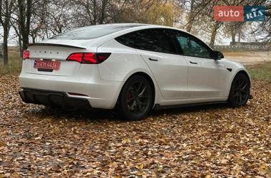 Седан Tesla Model 3 2022 в Запорожье