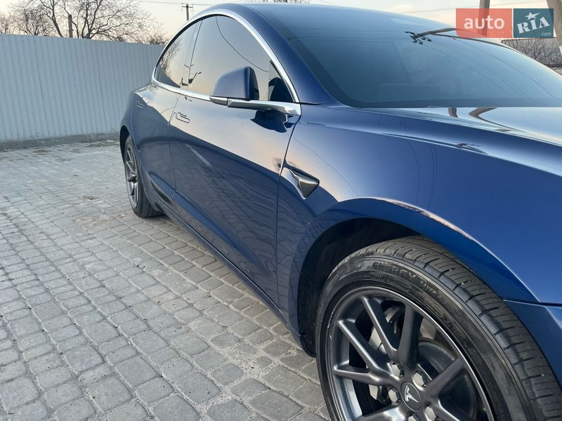 Седан Tesla Model 3 2018 в Козельщине фото 16 Седан Tesla Model 3 2018 в Козельщине