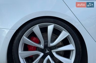 Седан Tesla Model 3 2019 в Києві