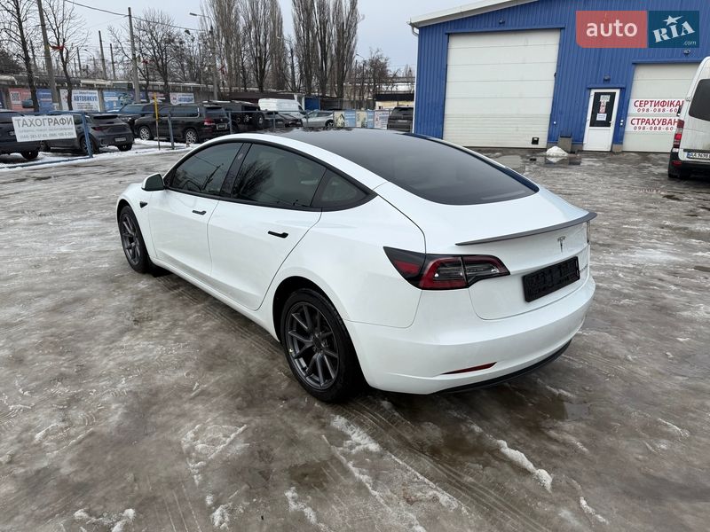 Седан Tesla Model 3 2023 в Києві фото 7 Седан Tesla Model 3 2023 в Києві