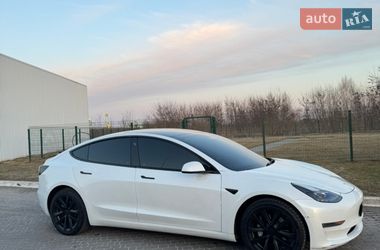 Седан Tesla Model 3 2022 в Рівному