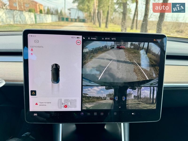 Седан Tesla Model 3 2020 в Києві