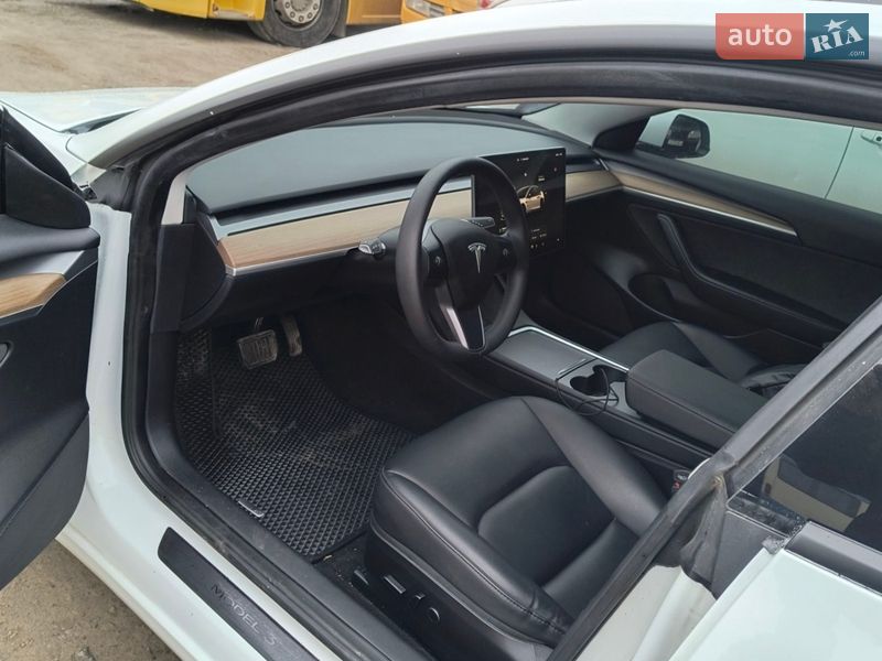Седан Tesla Model 3 2023 в Новомосковську фото 8 Седан Tesla Model 3 2023 в Новомосковську