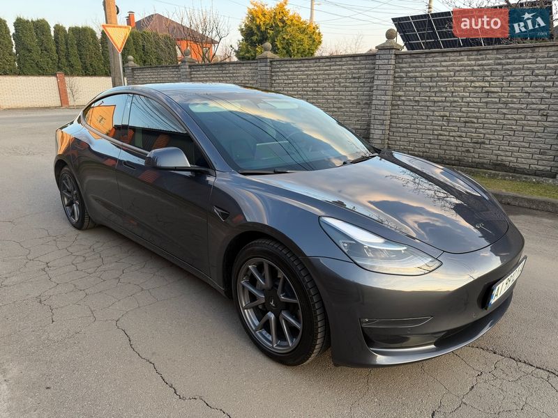 Седан Tesla Model 3 2022 в Киеве фото 6 Седан Tesla Model 3 2022 в Киеве