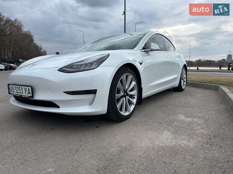 Tesla Model 3 2018