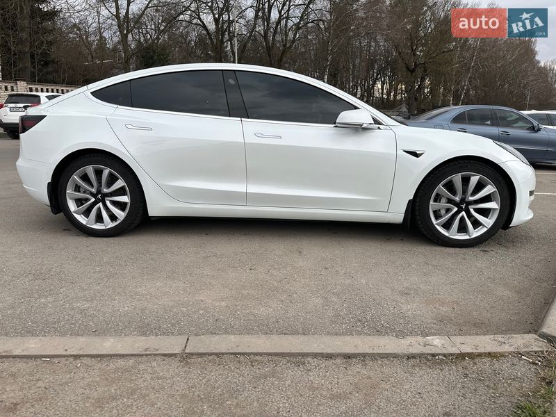 Седан Tesla Model 3 2018 в Виннице фото 18 Седан Tesla Model 3 2018 в Виннице