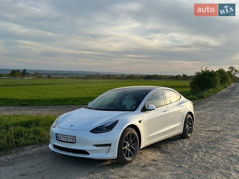 Tesla Model 3 2021 Tesla Model 3 2021