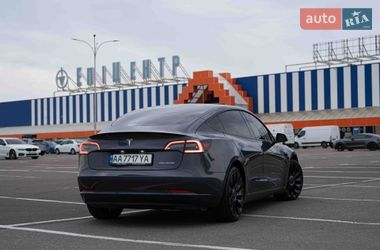 Седан Tesla Model 3 2022 в Одессе