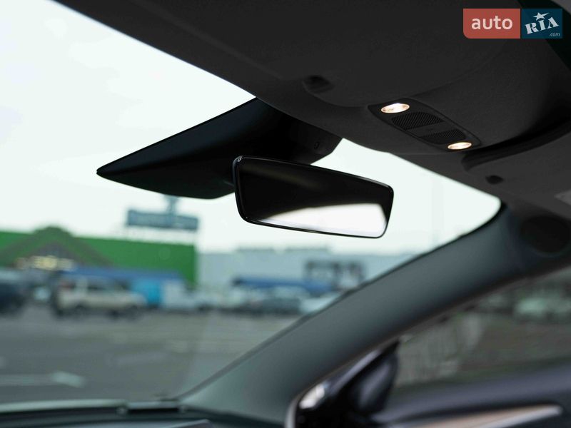 Седан Tesla Model 3 2022 в Одессе