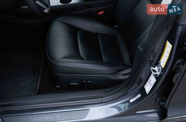 Седан Tesla Model 3 2022 в Одессе
