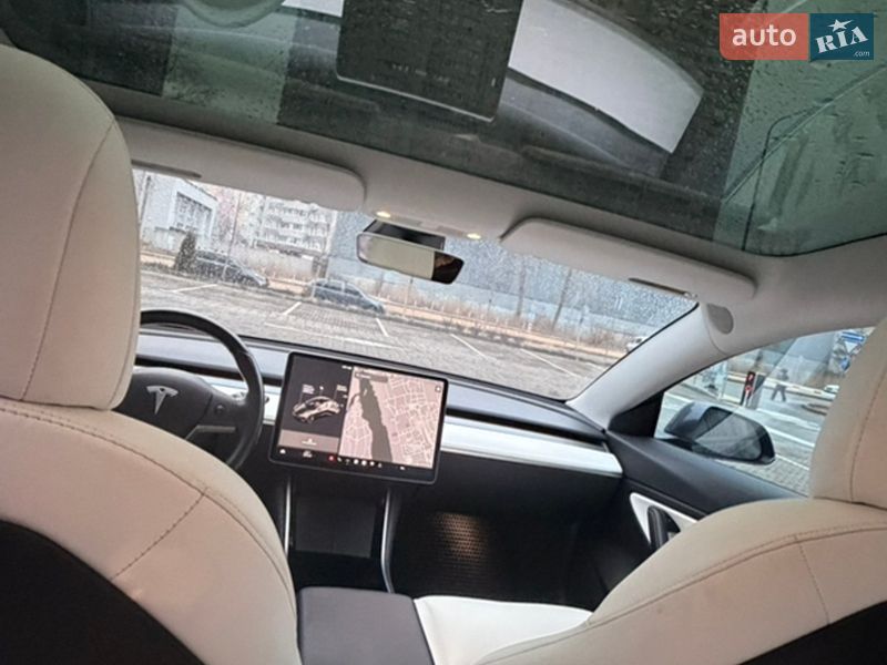 Седан Tesla Model 3 2018 в Киеве фото 13 Седан Tesla Model 3 2018 в Киеве