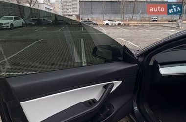 Седан Tesla Model 3 2018 в Киеве