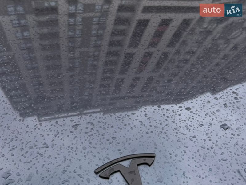 Седан Tesla Model 3 2018 в Киеве фото 29 Седан Tesla Model 3 2018 в Киеве