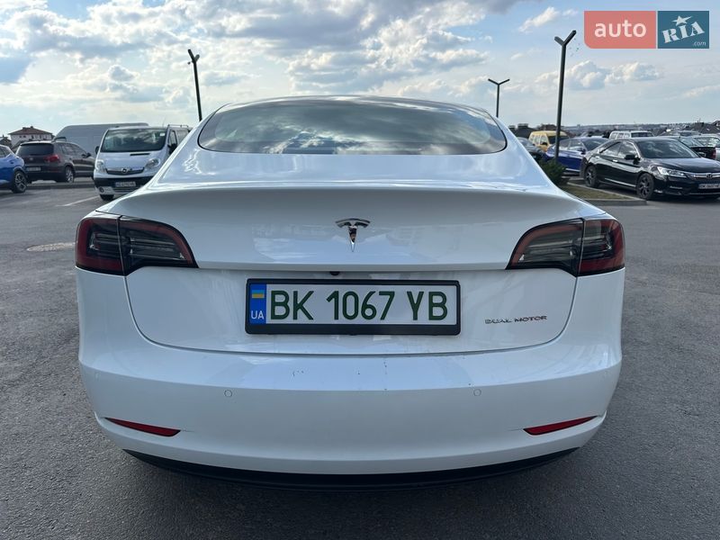 Седан Tesla Model 3 2022 в Рівному фото 7 Седан Tesla Model 3 2022 в Рівному