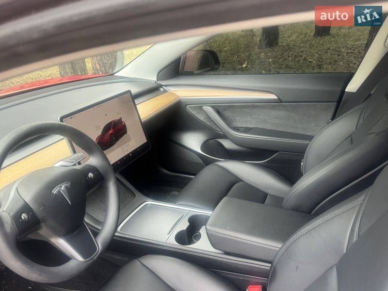 Седан Tesla Model 3 2023 в Киеве фото 11 Седан Tesla Model 3 2023 в Киеве