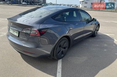 Седан Tesla Model 3 2022 в Киеве