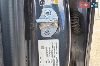 Седан Tesla Model 3 2022 в Киеве