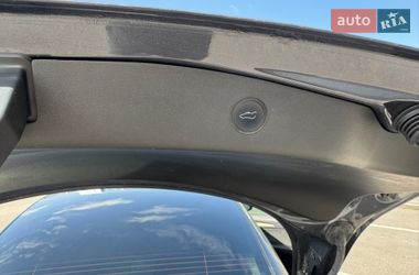 Седан Tesla Model 3 2022 в Киеве