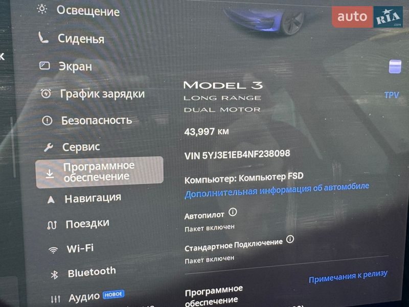 Седан Tesla Model 3 2022 в Киеве