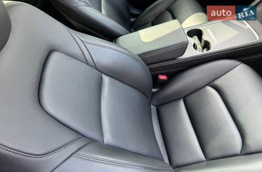 Седан Tesla Model 3 2022 в Киеве
