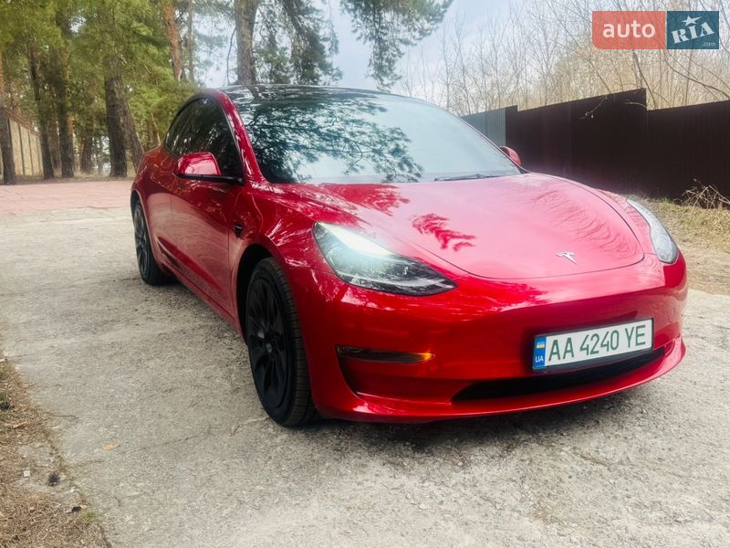 Седан Tesla Model 3 2023 в Киеве фото 21 Седан Tesla Model 3 2023 в Киеве